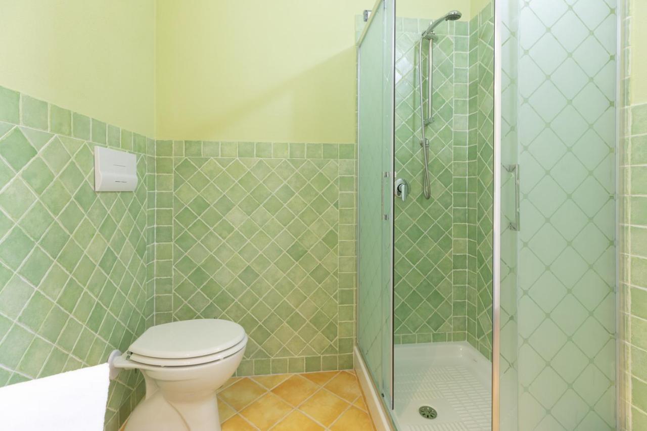 La Magnolia Rooms Олбия Екстериор снимка